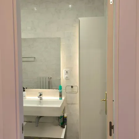 18 Habitacion En Vivienda Centrica Bilbao Exterior photo