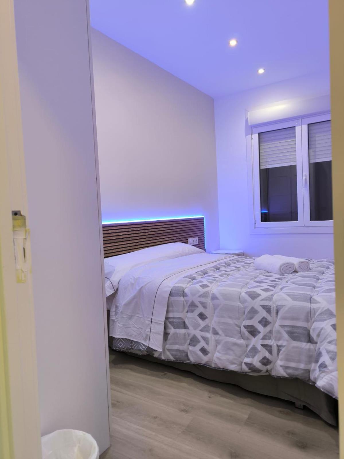 18 En Vivienda Centrica Privatunterkunft